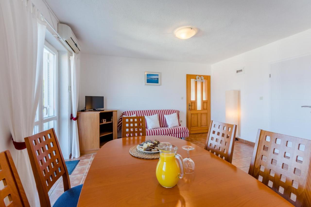 Villa Stella Splitska Kültér fotó